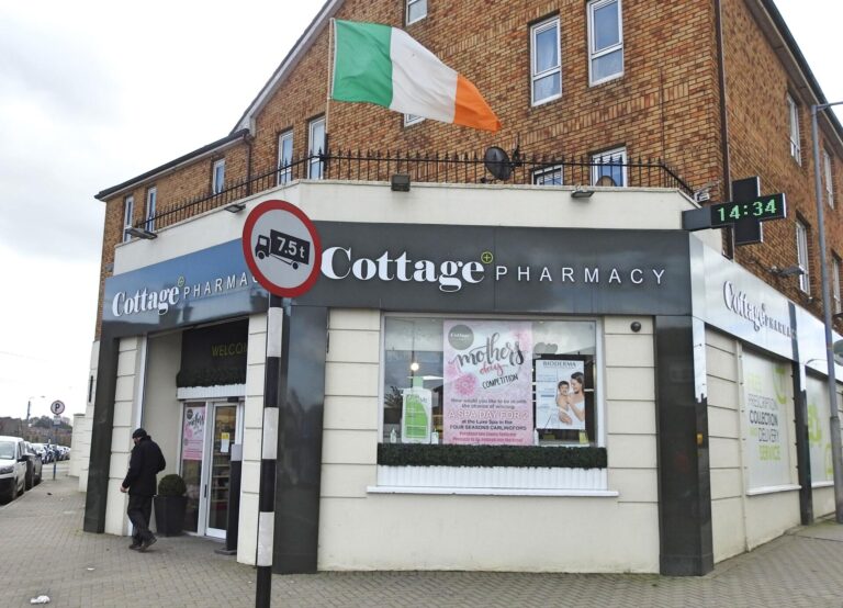 Cottage Pharmacy -apteekki Irlannissa.
