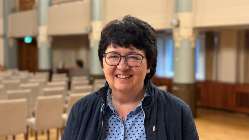 Hannele Kerko puolilähikuvassa.