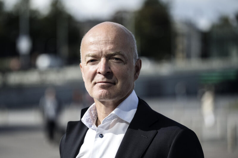 Lähikuva Antti Neimalasta.